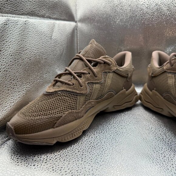 Size 10 Adidas Ozweego Earth Strata Dark Brown Lace Up Womens Sneakers IG4184 - Picture 6 of 13